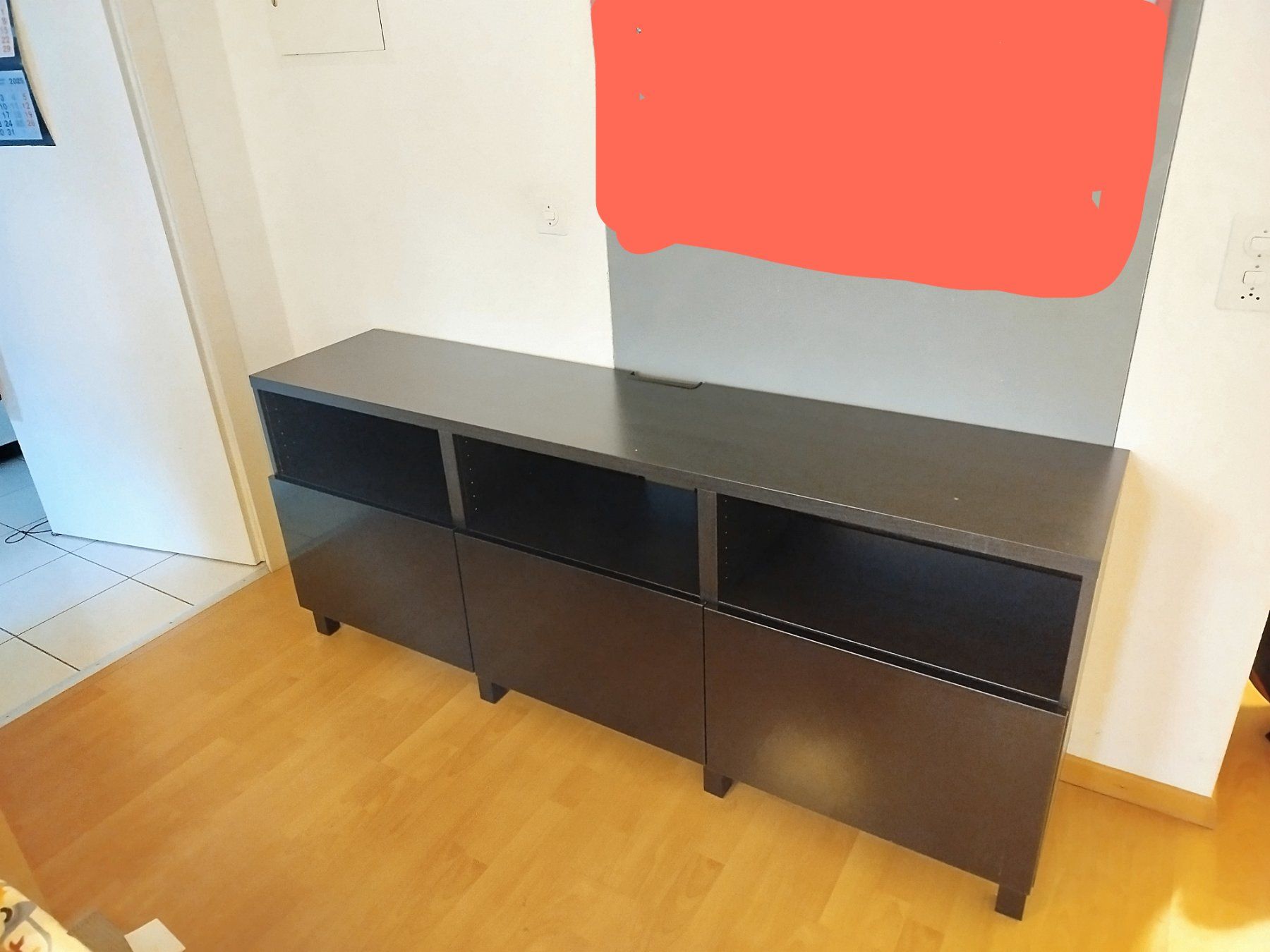 Cassettiere: Schwarze TV-Kommode mit 3 geräumigen Schubladen – Usato da Horw venduto da ces_lf82