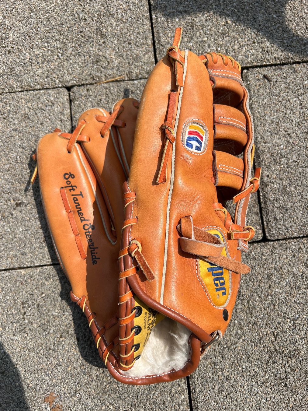 Gants & mitaines : VintageCooper Baseballhandschuh daimond Deluxe 647v – D'occasion à Egg b. Zürich par SwissTradingAgency
