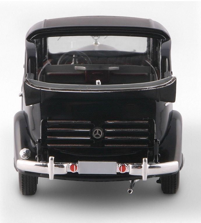Mercedes-Benz Modellini d'auto: Mercedes Benz 260D Pullmann Landaulet – Nuovo e nell'imballaggio originale da Luzern venduto da aa43modelcars-Luzern 4