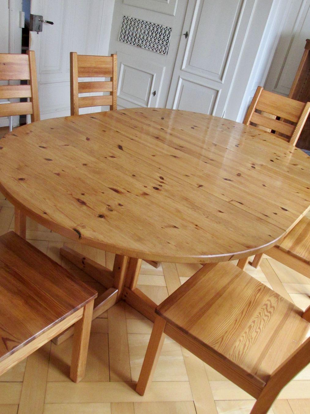 Ikea Tische: Grosser Tisch / Esstisch mit 6 Stühlen – Gebraucht aus Winterthur von mat_q5d5 5