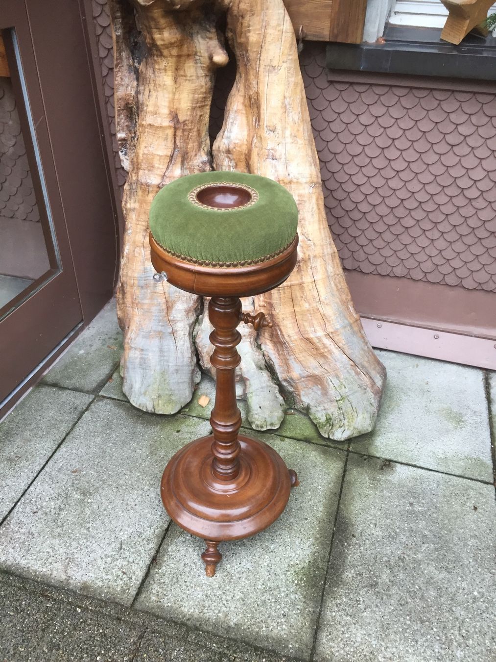 Articoli in legno: Antikes Nähstöckli – Usato da Wittenbach venduto da mar_69t6