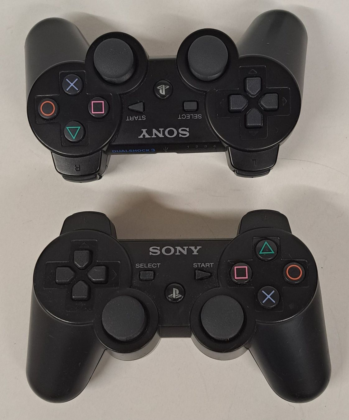 Sony Controller: Original Sony PS3 Controller  2 Stück. – Usato da Biel/Bienne venduto da Sasha4u 1