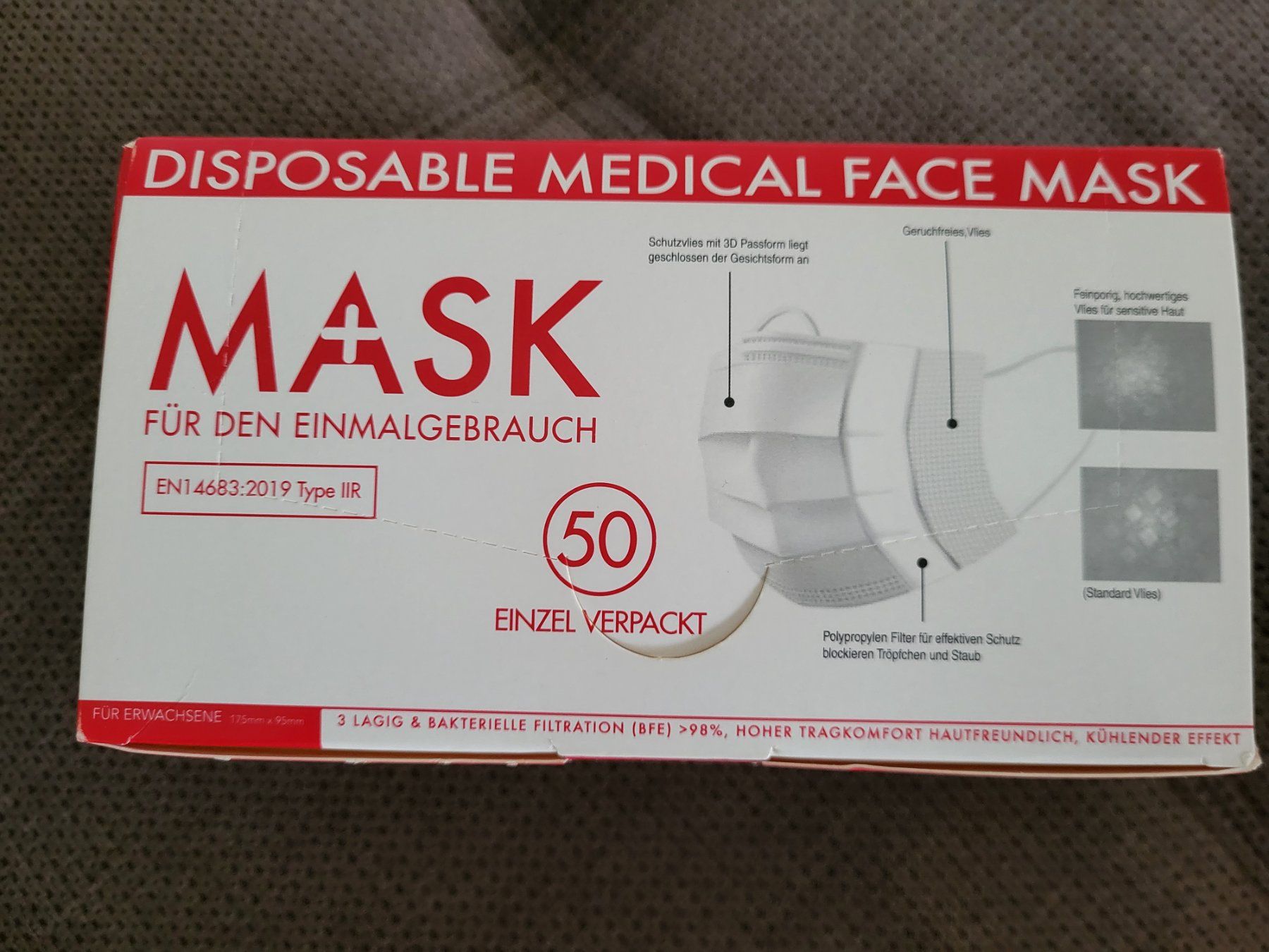 Masken: Masques Pfister – Neu und originalverpackt aus St-Prex von natali78
