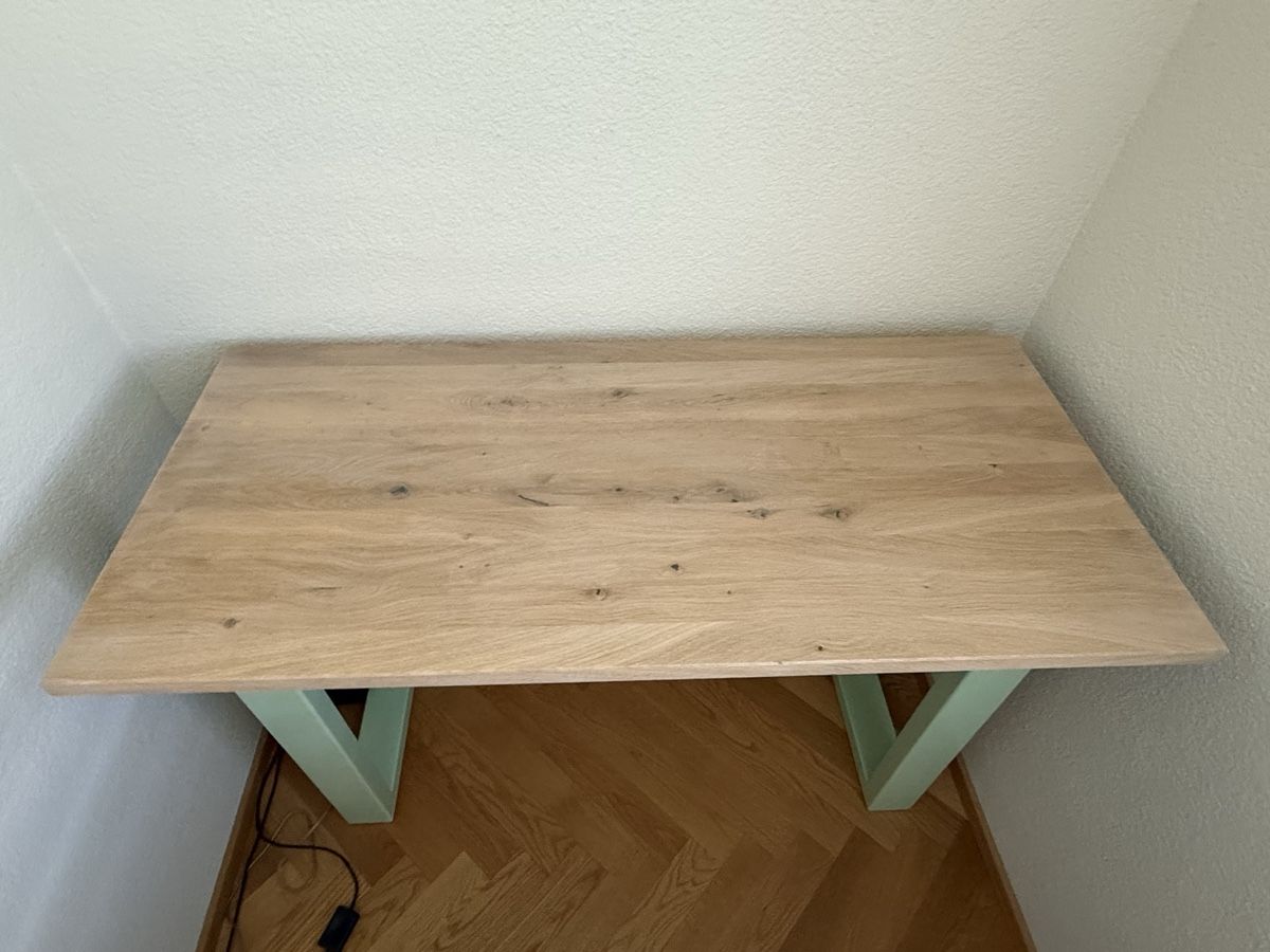 Scrivanie: Kleiner Schreibtisch – Usato da Ostermundigen venduto da Schneehaesli08 3