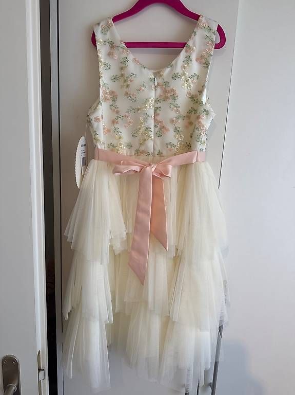 Robes et jupes: Mädchen Kleid  – Neuf avec emballage d'origine à Emmenbrücke par IrJaDo90 1