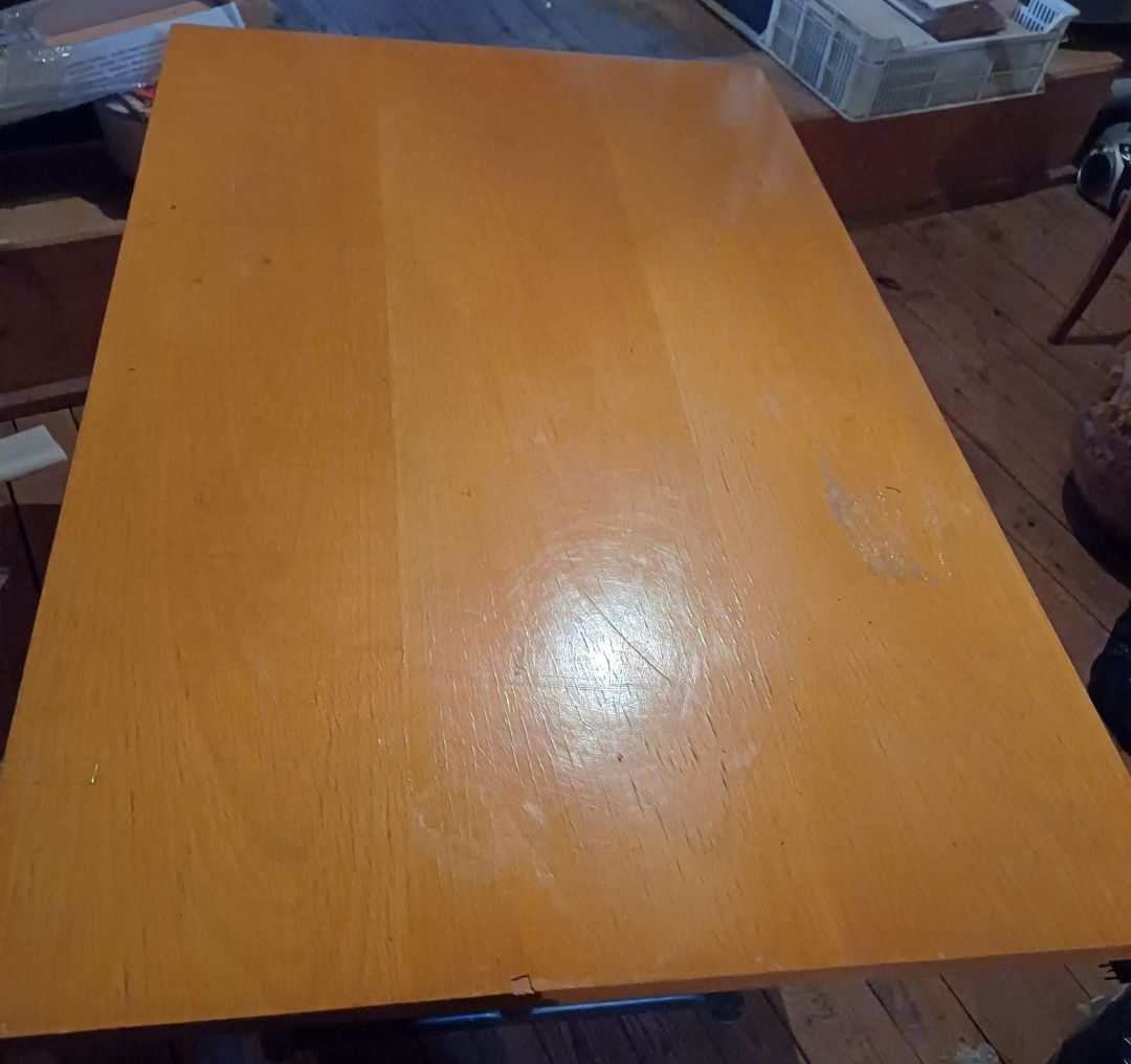 Tavoli: schöner robuster 4 er Holztisch – Usato da Flaach venduto da ker_6ml7