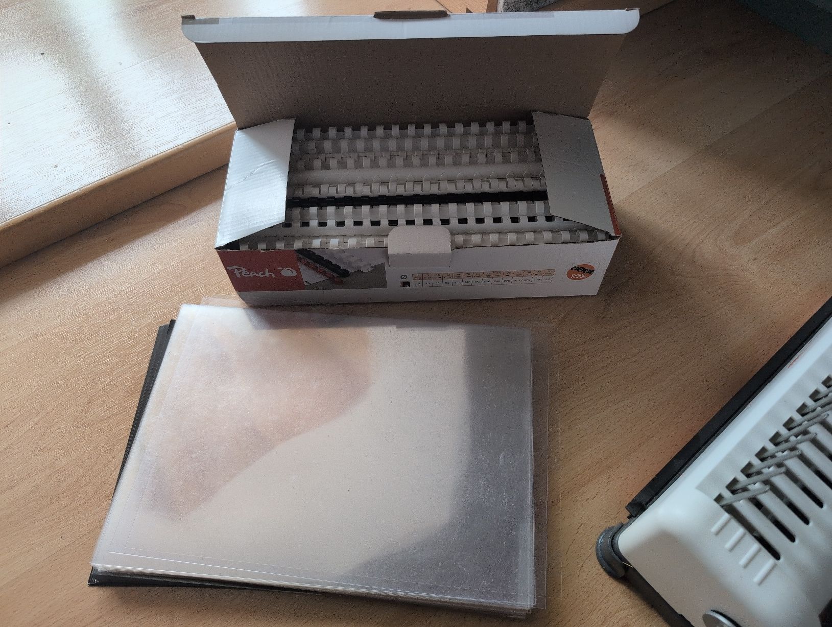 Macchine rilegatrici: Relieuse peach satar binder PB200-30 – Usato da Le Locle venduto da Brozot 1