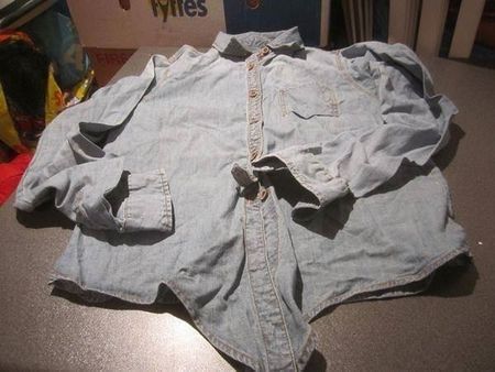 Jeans-Bluse ca. Grösse S, vorne zum Binden