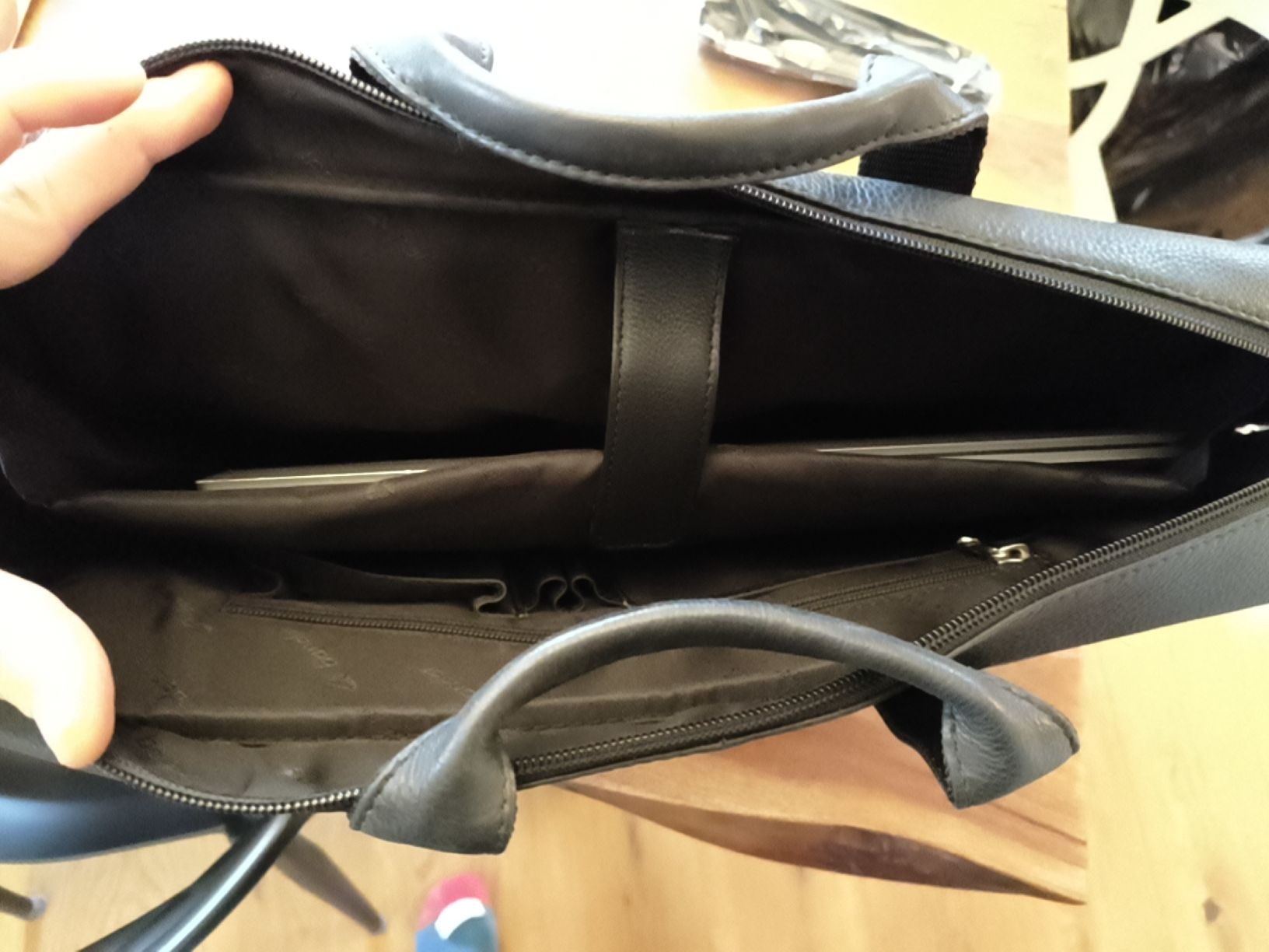 Borse: Laptoptasche Leder – Nuovo e nell'imballaggio originale da Bern venduto da renetheone 2
