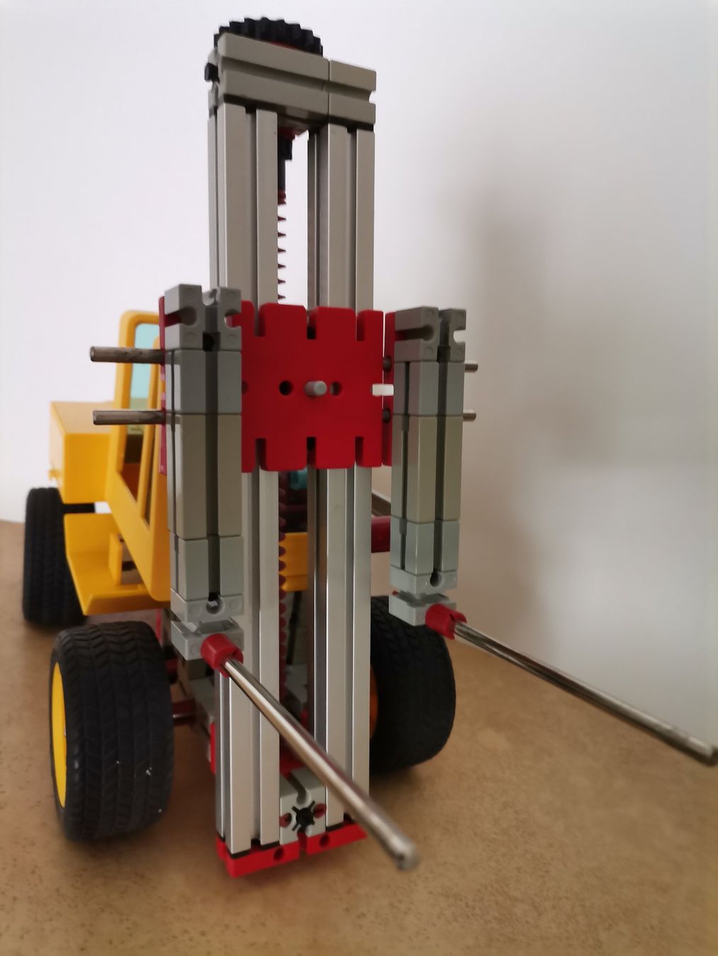Fischer Spielzeuge: Gabelstapler Fischertechnik – Gebraucht aus Oftringen von Esthiboy 2
