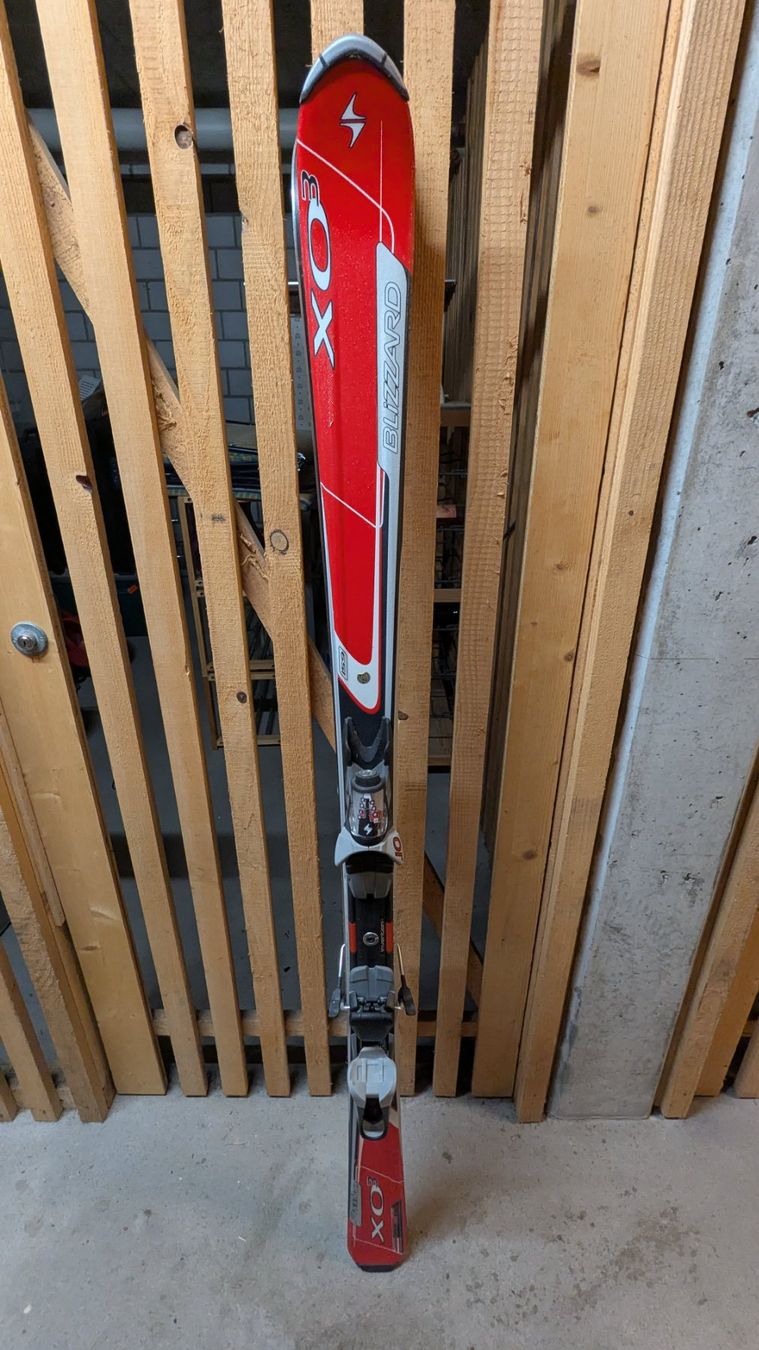 Blizzard Skis: Blizzard XO3 inkl. Bindung 159cm – Gebraucht aus Wichtrach von itstrue 1