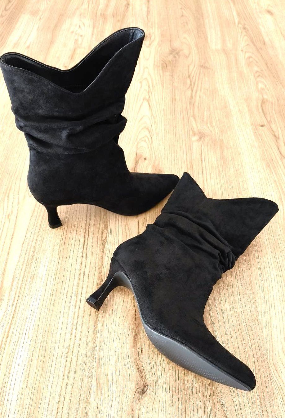 Scarpe da donna: Geraffte Ankle - Boots in schwarz, Grösse 36 – Nuovo e nell'imballaggio originale da Dielsdorf venduto da SHOES_BY_SYLVI 4