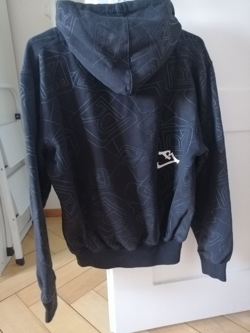 Giacche: Jacke Hoodie – Usato da Biel/Bienne venduto da M.D.C 1
