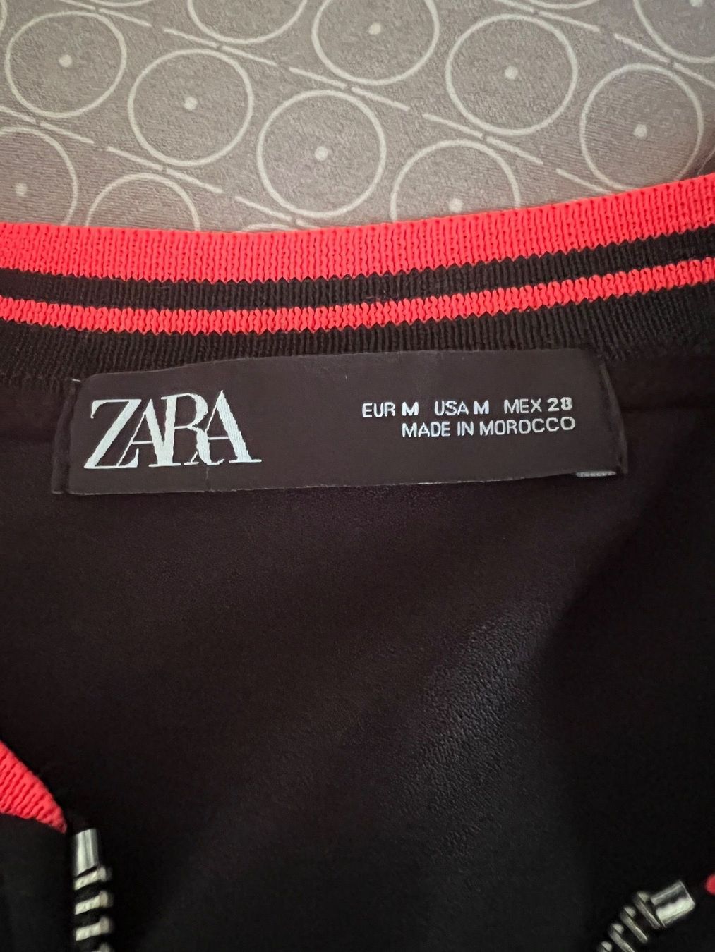 Zara Kleider: Zara damen kleid – Gebraucht aus Nürensdorf von and_5tlm 2