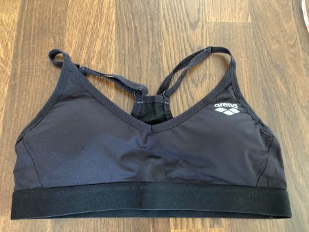Adidas Sport Top vermutlich Gr. L (13-14y), siehe Messband