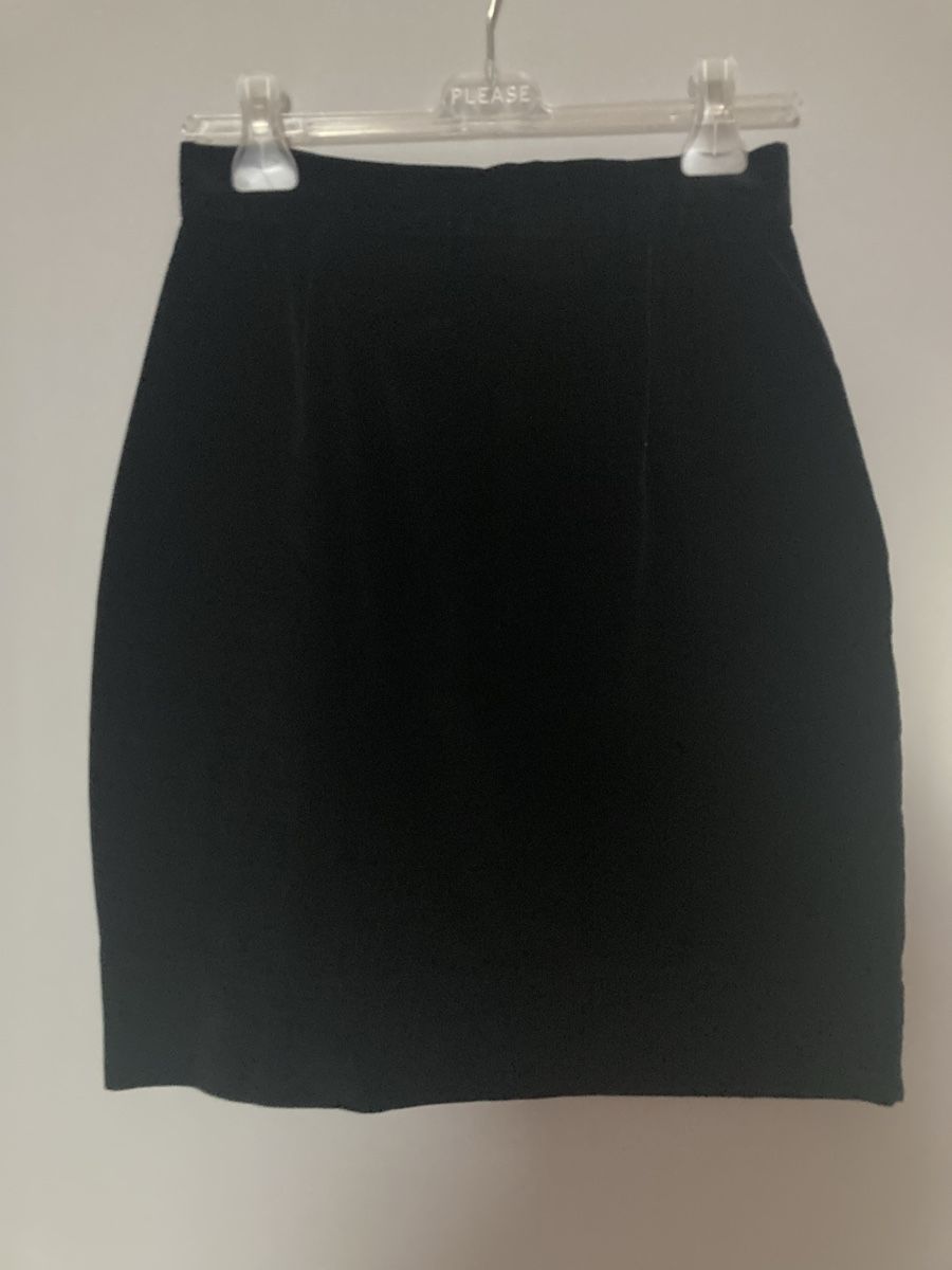 Moschino Gonne: Gonna velluto nero Moschino – Usato da Viganello venduto da Orisole 2