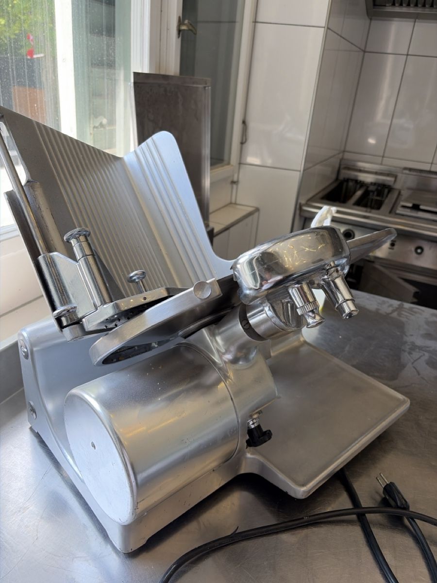 Elettrodomestici da cucina: Grosse schwere gastro schneidemaschine – Usato da Zürich venduto da dtag 6