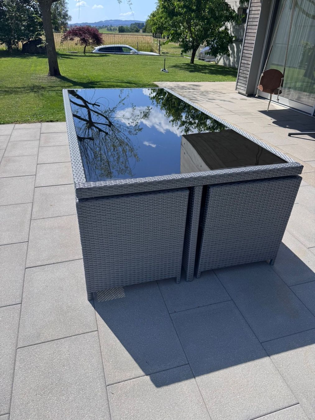 Set di tavolo e panche: Gartentisch mit Stühlen und Hockern, Rattan – Usato da Märstetten venduto da kon_jy9k 3