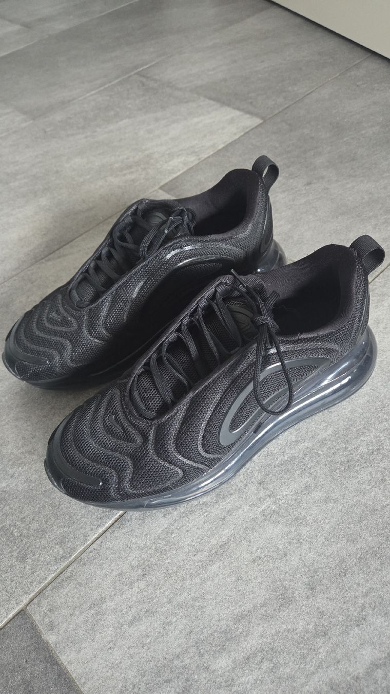 Nike Scarpe da uomo: Nike Air Max 720 – Nuovo (secondo la descrizione) da Worb venduto da lara.bklf