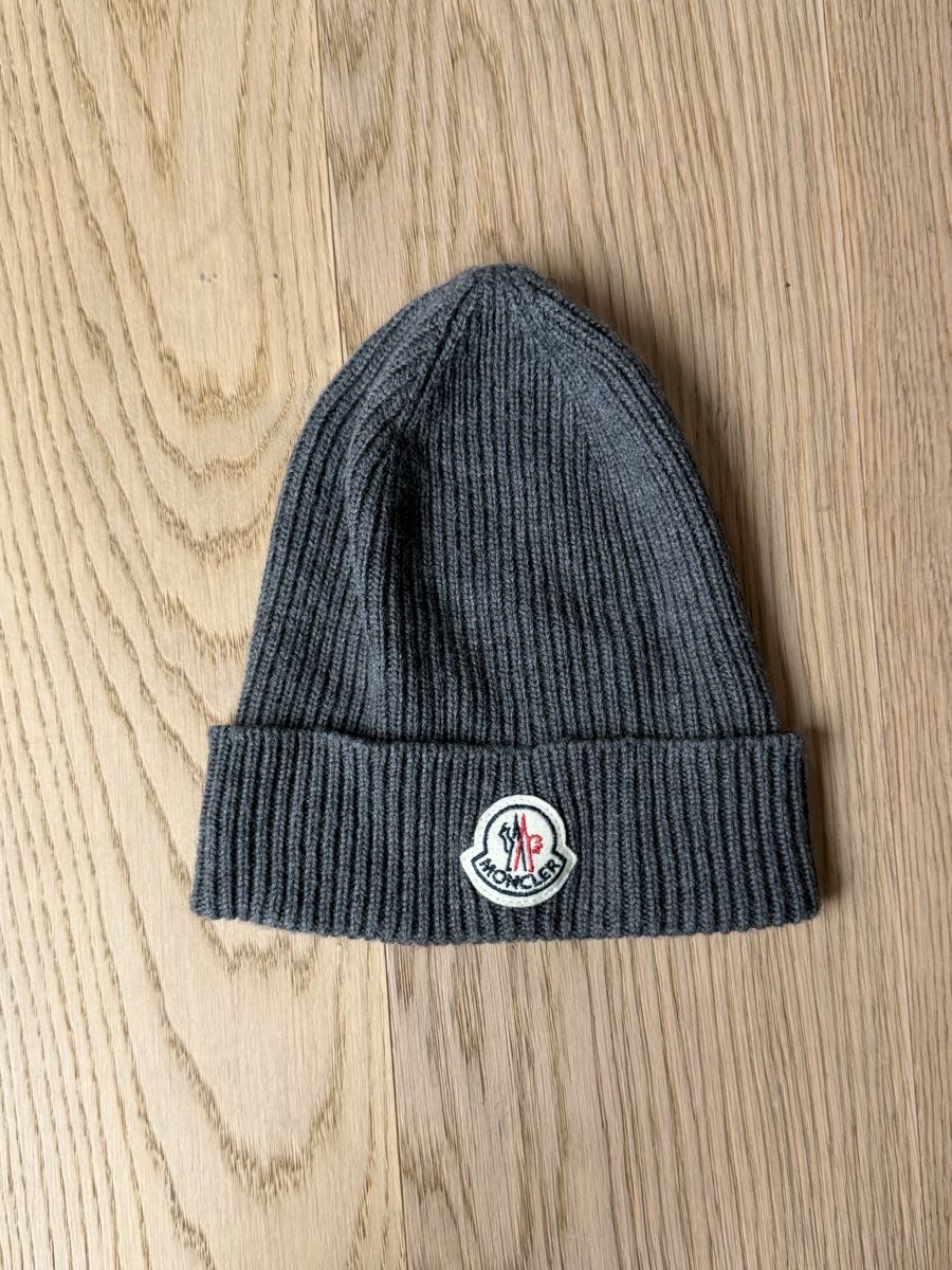 Moncler Copricapi, berretti & cappellini: Moncler Wool Beanie – Usato da Zürich venduto da dav_ylk6