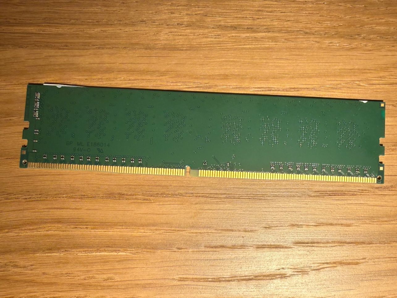 Mémoires / RAM: ADATA 8 GB RAM DDR4 UDIMM (desktop) 2400 MT/s Non-ECC – D'occasion à Thalwil par pie_w2lk 1