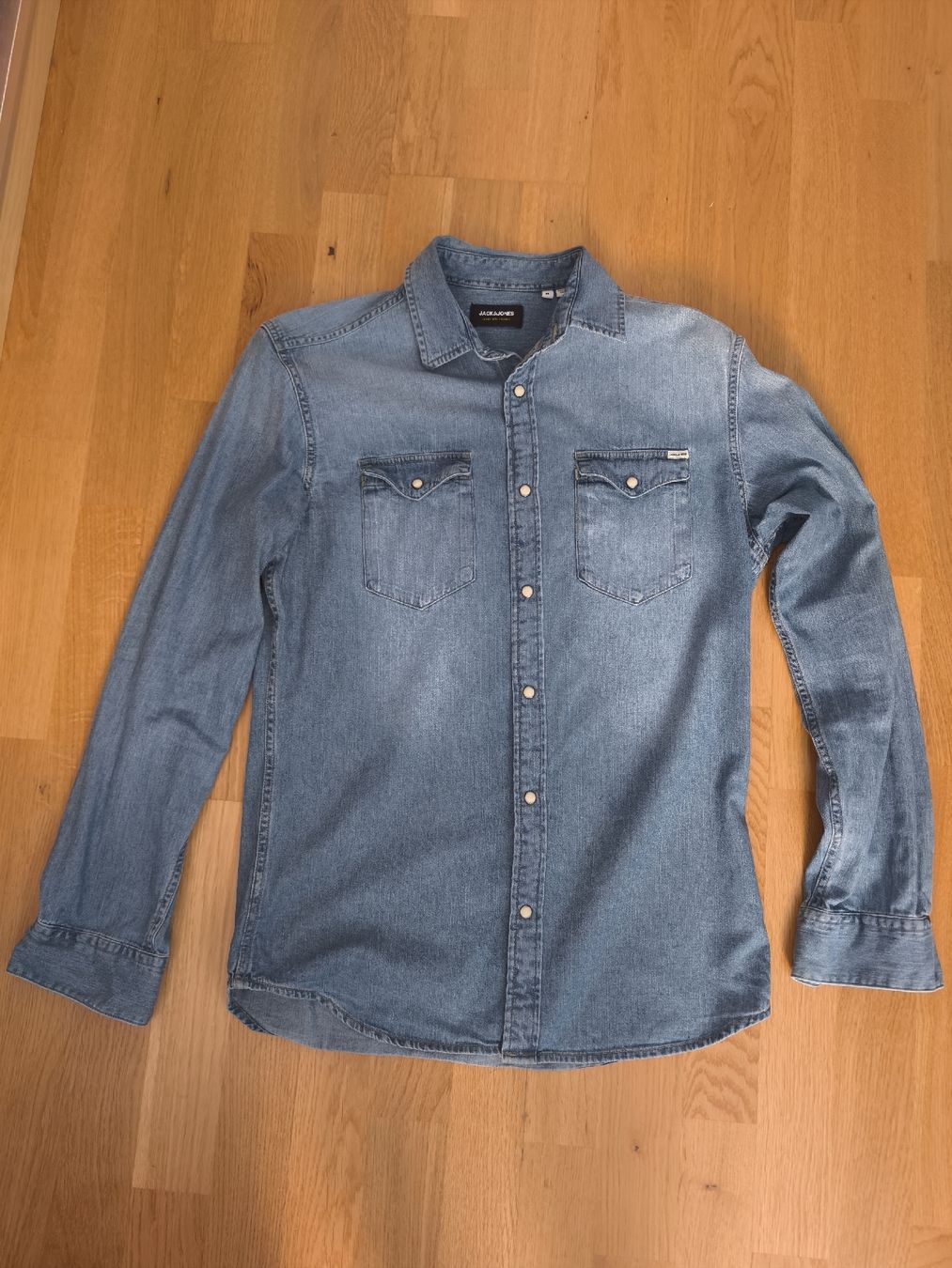 Lotti di vestiti: Herren Grösse M Kleiderpaket, Nikin, Puma.. – Usato da Balterswil venduto da RequireQuagmire 1