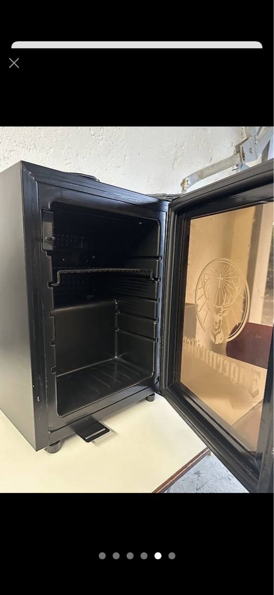 Kühlschrank: Jägermeister mini Freezer – Gebraucht aus Zetzwil von ZB05 6