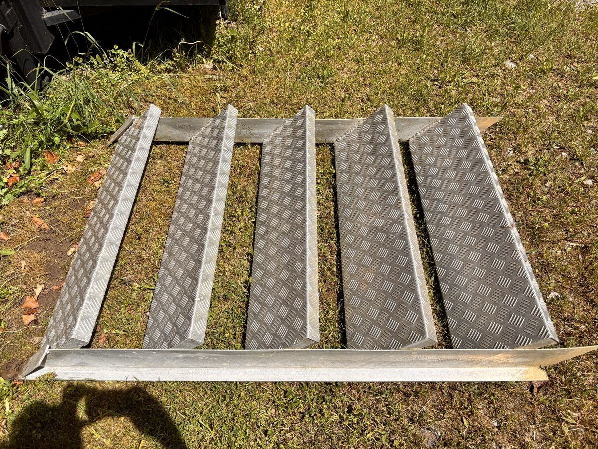 Scale: Massive Aluminium-Aussentreppe – Usato da Zürich venduto da Saho86 3
