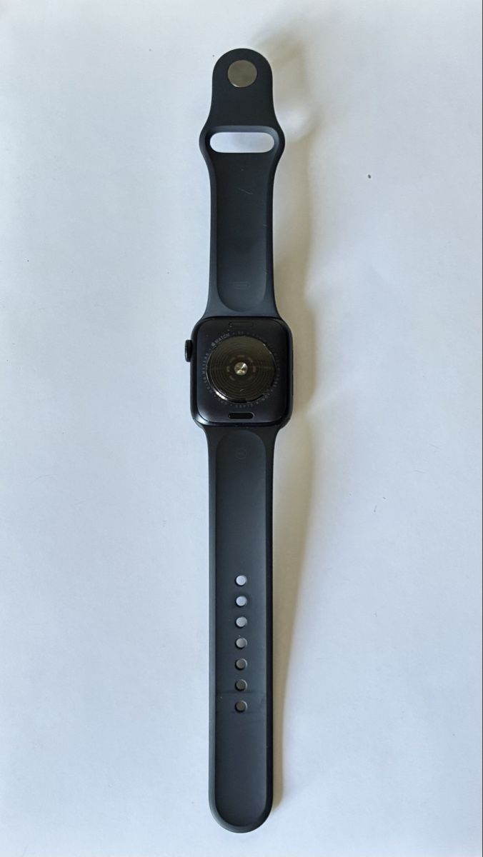 Apple Smartwatch: Apple Watch SE 2nd Gen 40mm Midnight – Nuovo (secondo la descrizione) da Basel venduto da nic_v6qt 1