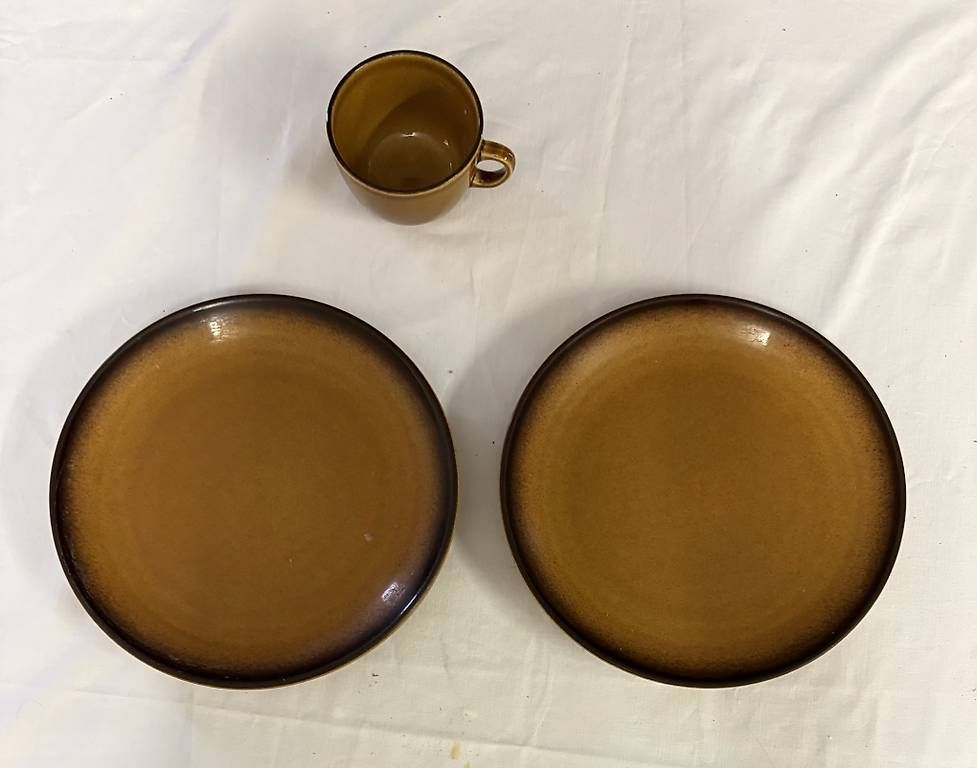 Piatti: Lot de vaisselle varié  – Usato da Bôle venduto da jes_987t 2