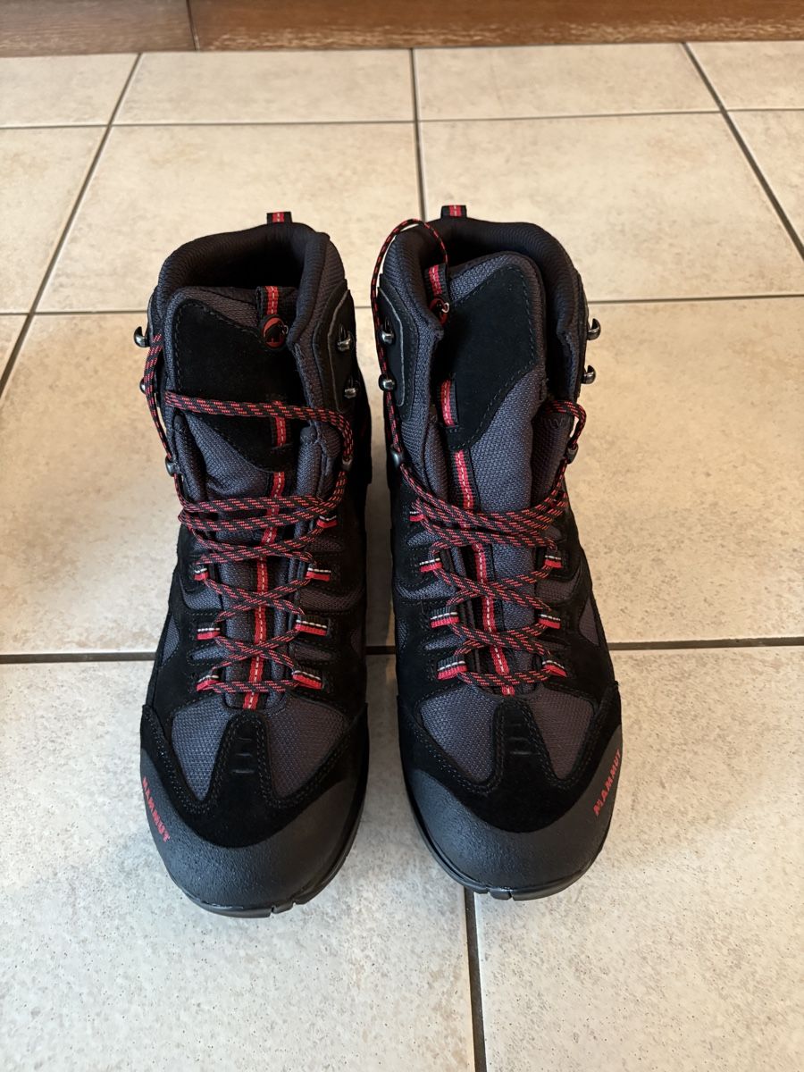 Mammut Scarpe da uomo: Mammut Wanderschuh Gr.45.5 – Nuovo (secondo la descrizione) da Morschach venduto da Butterbrot9000