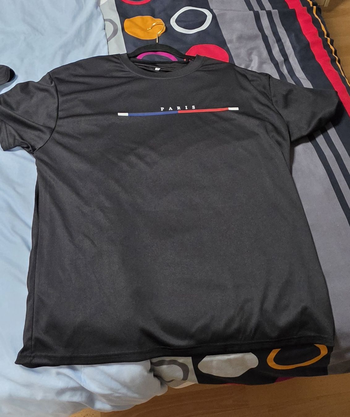 T-shirt: T Shirt  – Nuovo e nell'imballaggio originale da Laupen ZH venduto da Patrick24 7