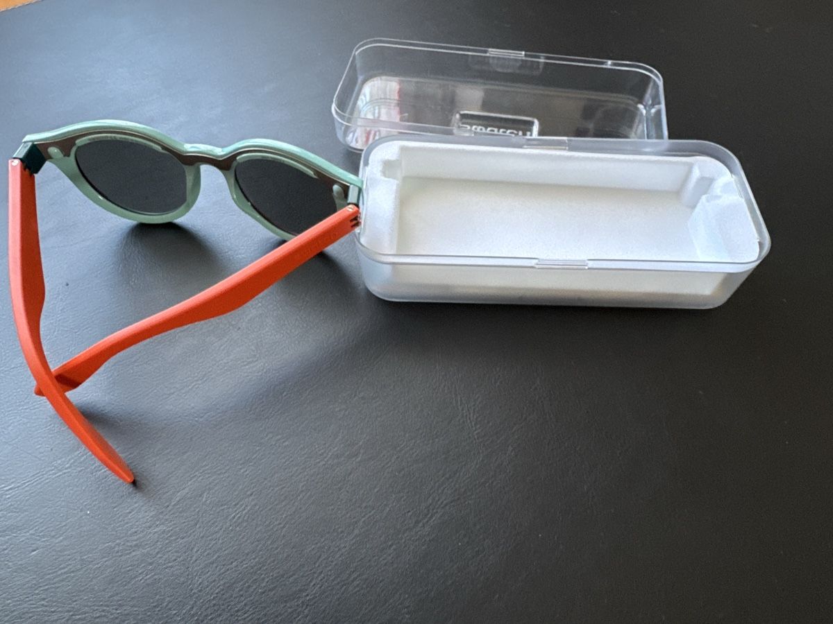 Occhiali & Lenti: Kult - Neue Swatch Sonnenbrille – Nuovo e nell'imballaggio originale da Grüt (Gossau ZH) venduto da Minnymaus2 4
