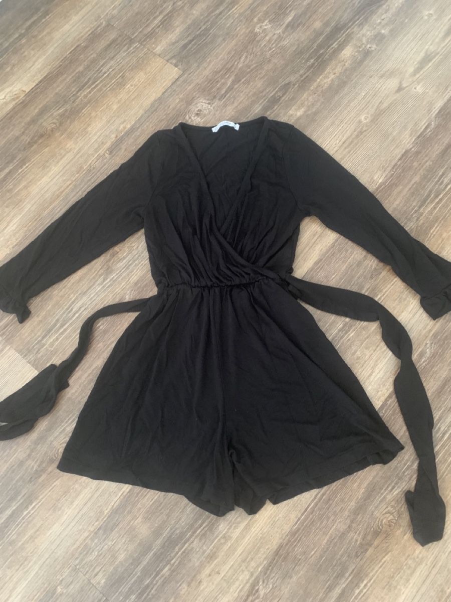 Tute: Pull&Bear Jumpsuit – Usato da Emmen venduto da Bgucci_girl
