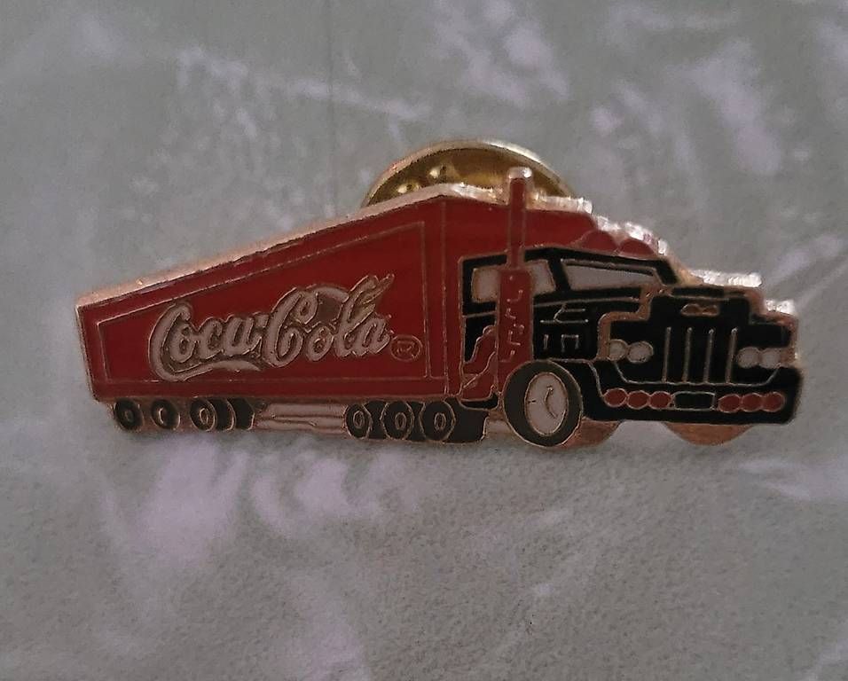 Placchette & Badge: Coca Cola Pins – Usato da Bern venduto da Guggi022 1