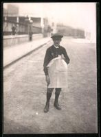 Fotografie Belgrad, junger Zeitungsverk