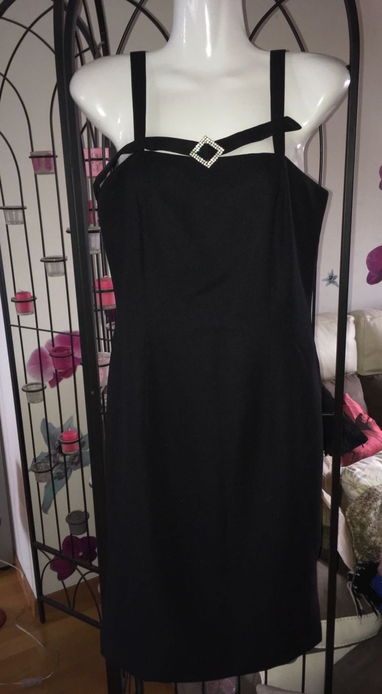 Kleider: Robe de soirée cocktail noir 34 & broche strass – Gebraucht aus Genève von Libellule477