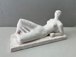 liegender AKT von Emil Wiederkehr 1898 - 1963       (ID EW2)