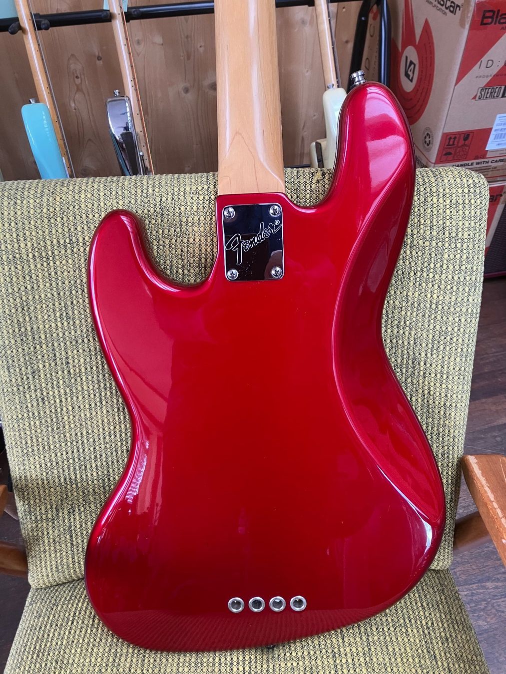 Fender Strumenti musicali: Fender Jazz Bass USA 1997 – Usato da Zofingen venduto da bjmusic 1