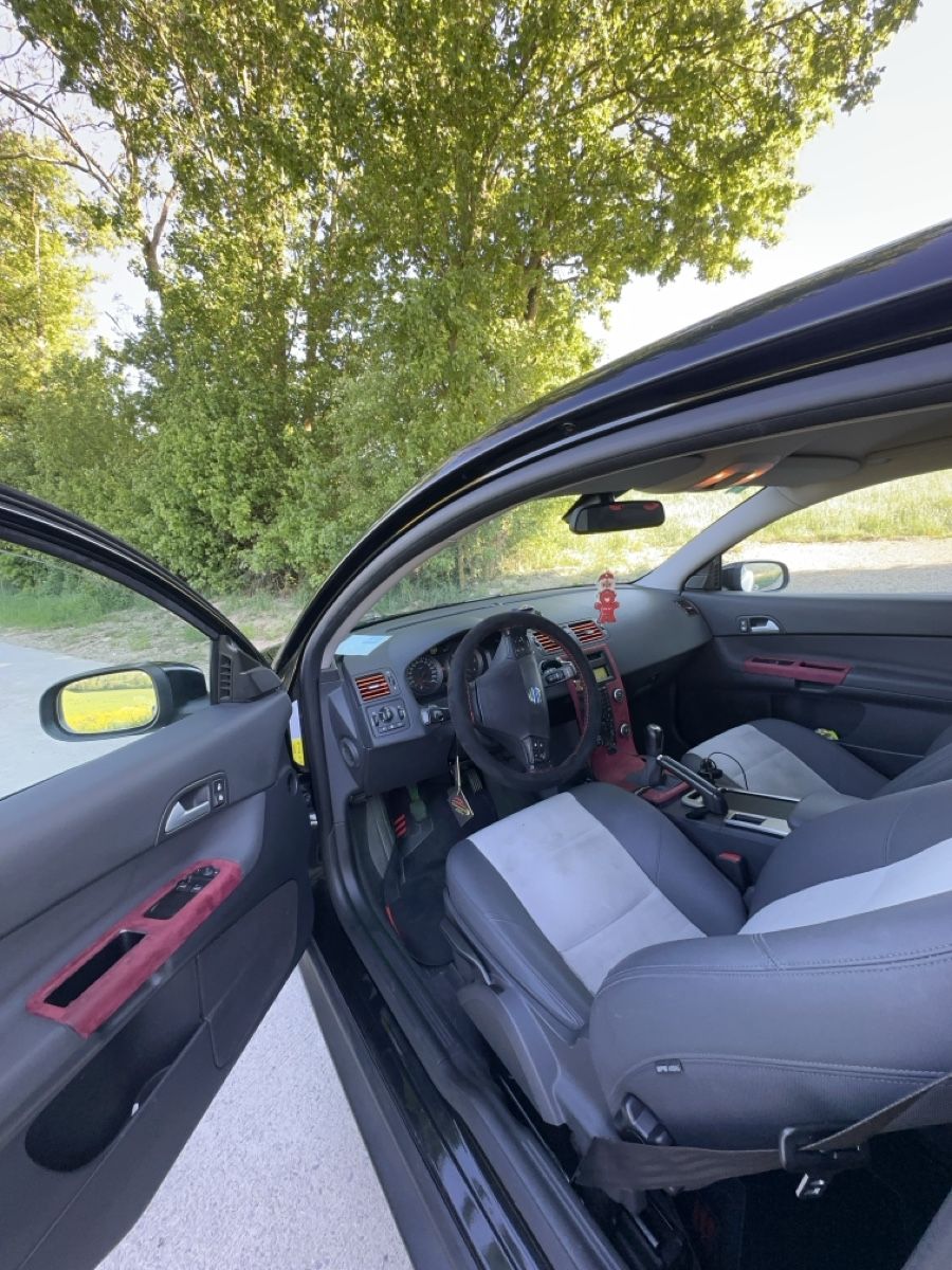 Volvo Autos: Volvo C30 2.0D Coupé - 2008 - URGENT – D'occasion à Eclépens par Selimalper 8