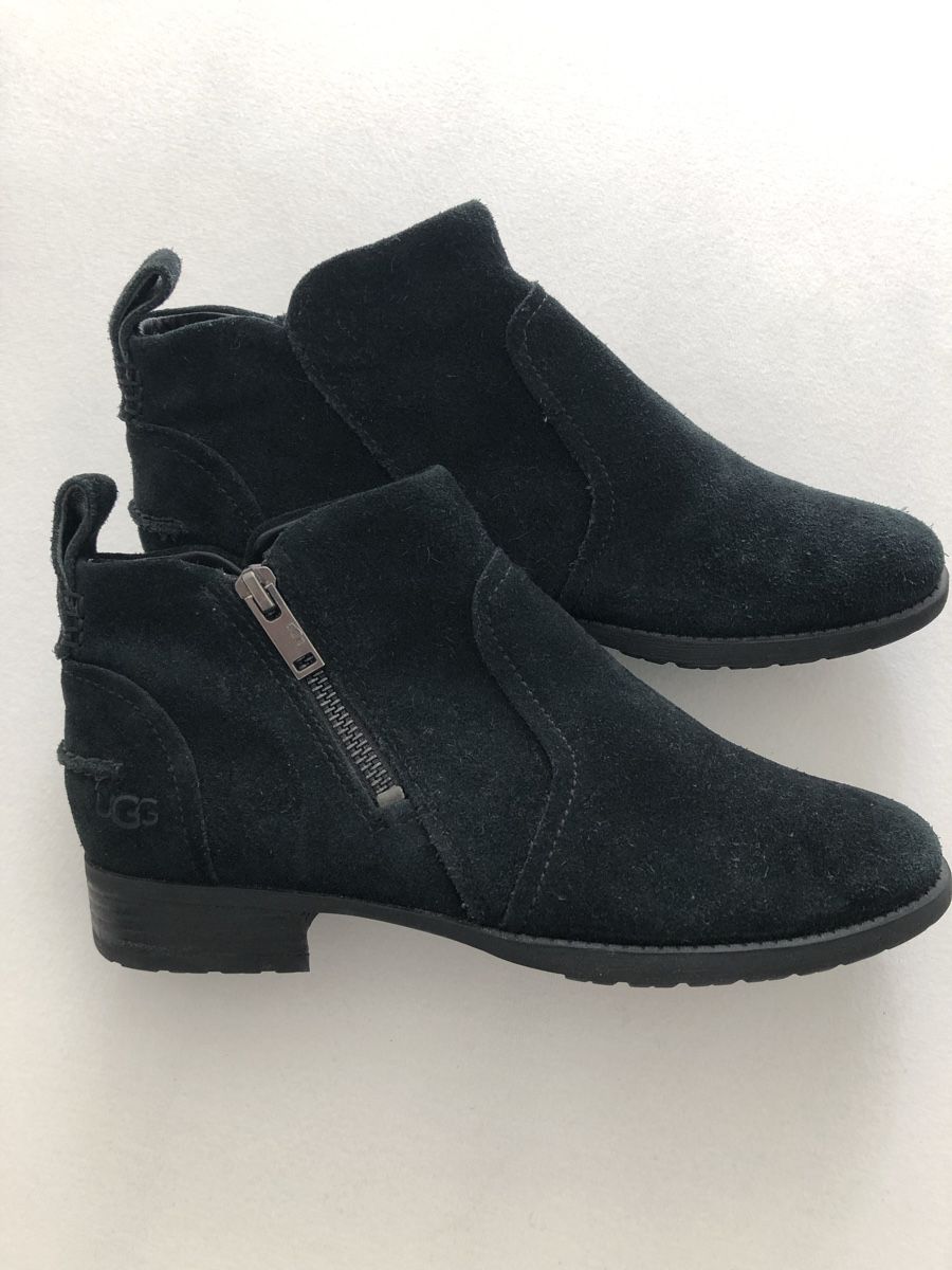 Ugg Scarpe da donna: UGG  Stiefelette aus Wildleder, Gr 37, Schwarz – Usato da Zürich venduto da jmo_zs7g