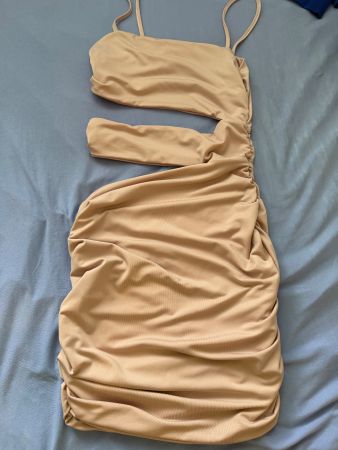 Damen Kleid beige Grösse S Cut-Out Raffung