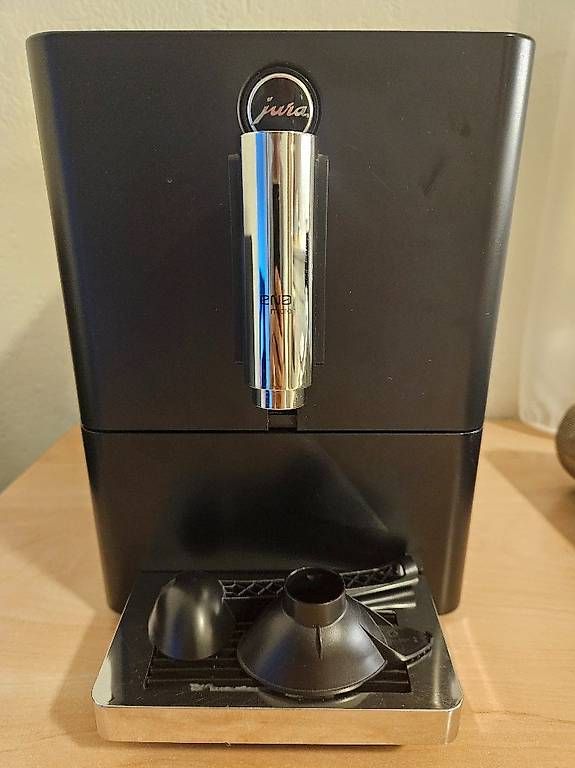 Jura Macchine per caffè & Macchine per espresso: Jura Ena Micro 1 – Usato da Zürich venduto da mimi_zh