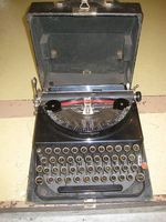 Remington tragbare, antike Schreibmaschine