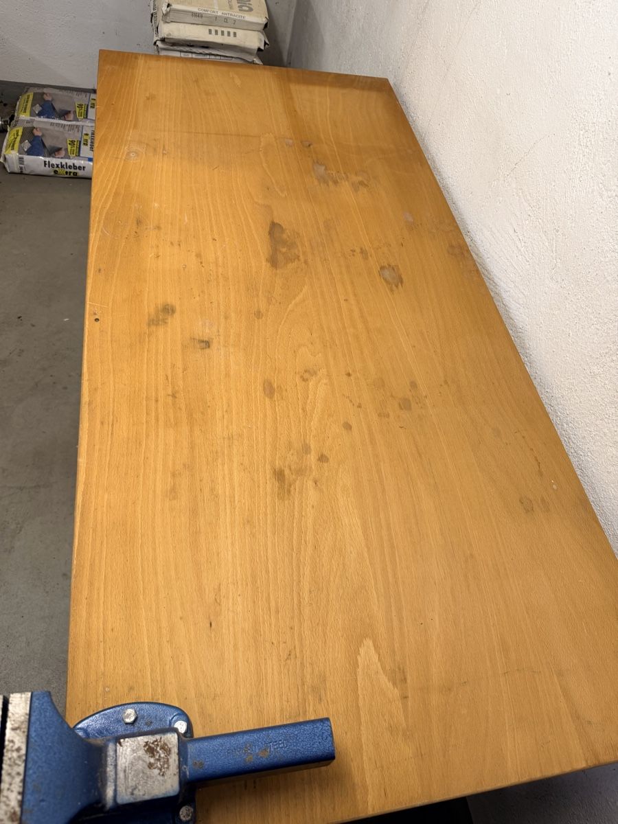 Banchi da lavoro: Werkbank mit Schraubstock – Usato da Andelfingen venduto da ksc_89 2