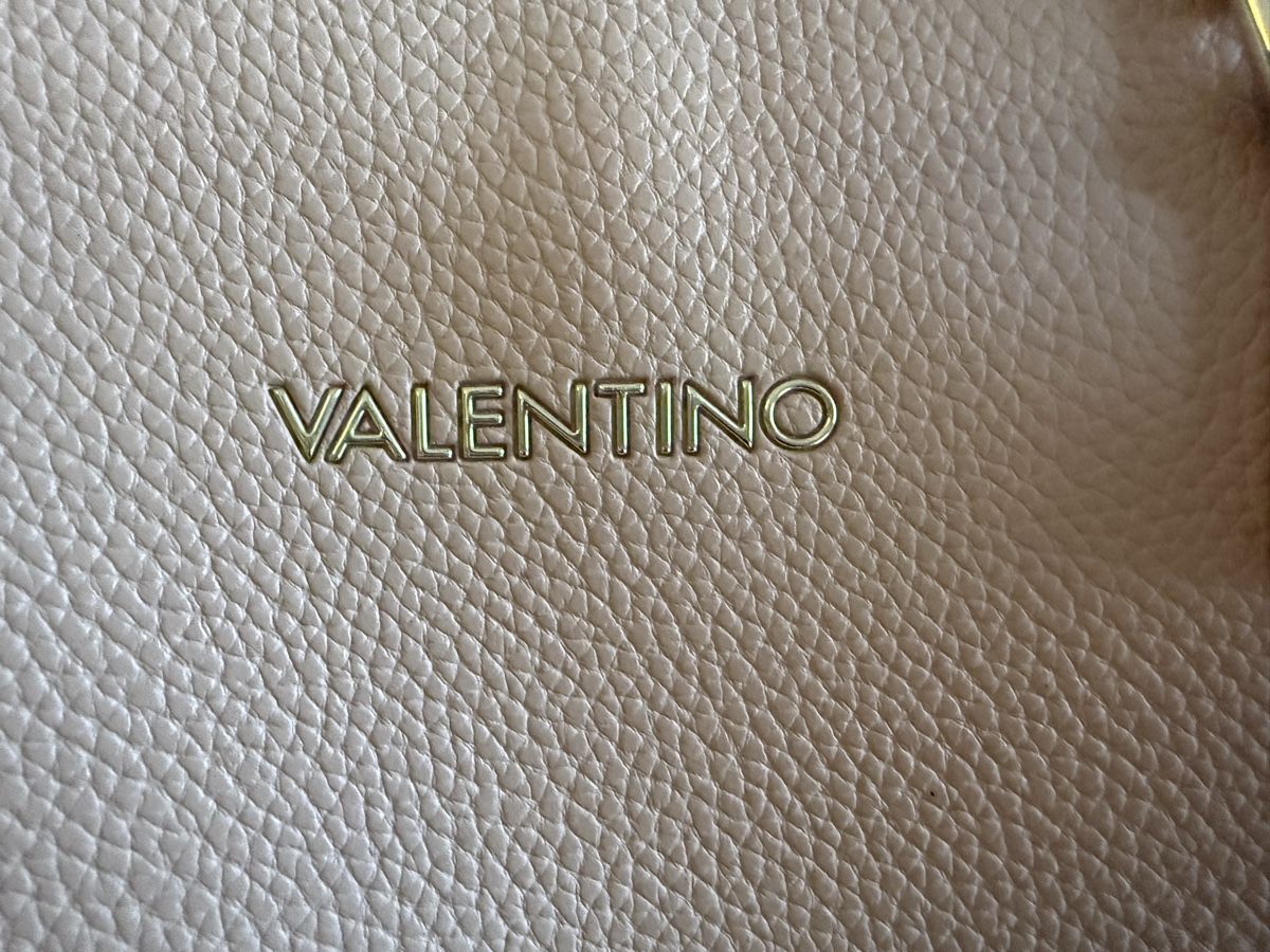 Valentino Taschen für Damen: Valentino Shopper Tasche rose  – Gebraucht aus Stallikon von Weihnachtsgnom 2