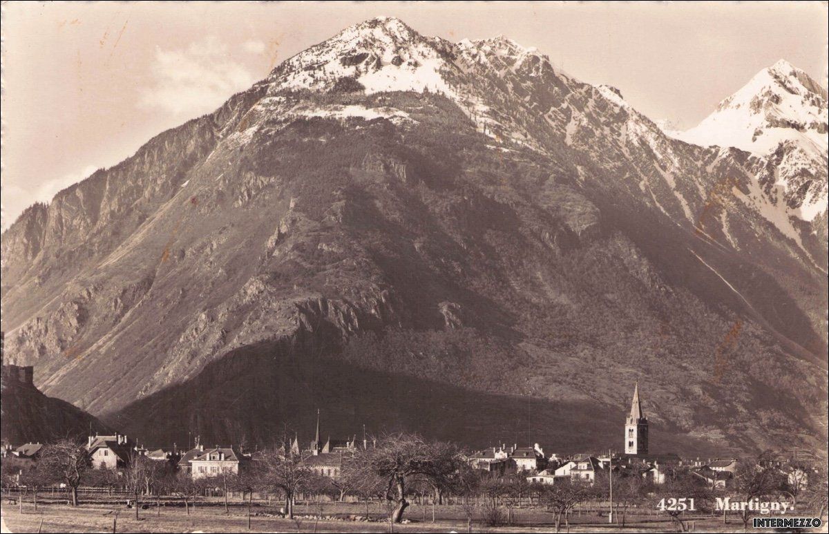Cartoline postali: Martigny VS // 1939 vue générale – Usato da Basel venduto da intermezzo12