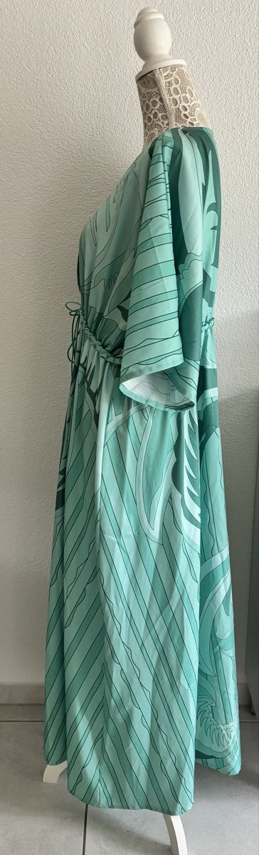 Vestiti: Kleid Gr. 42/44 – Usato da Eglisau venduto da 3flower-power3 1