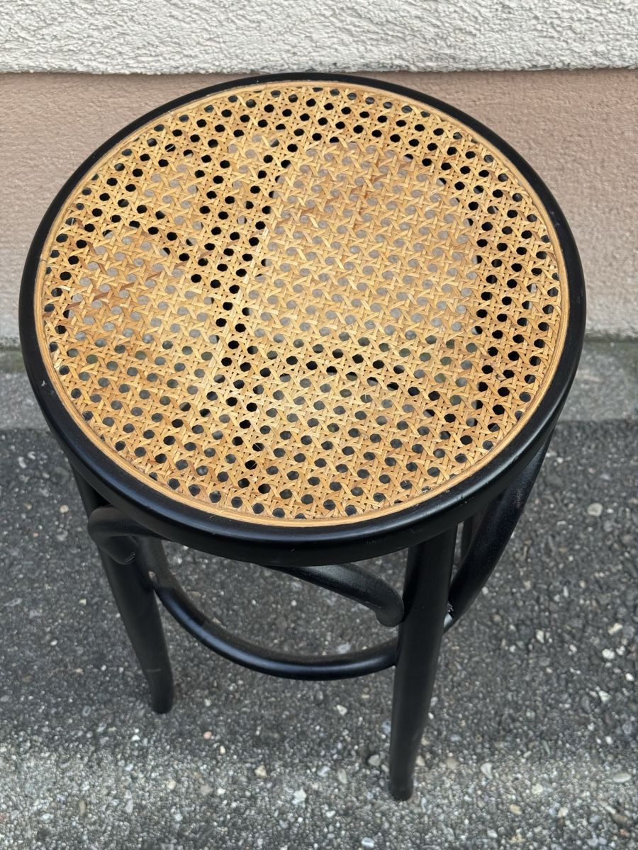 Sgabelli: aus Bugholz im Thonet-Stil mit einer Sitzfläche – Usato da Gränichen venduto da onkel_xxl 1