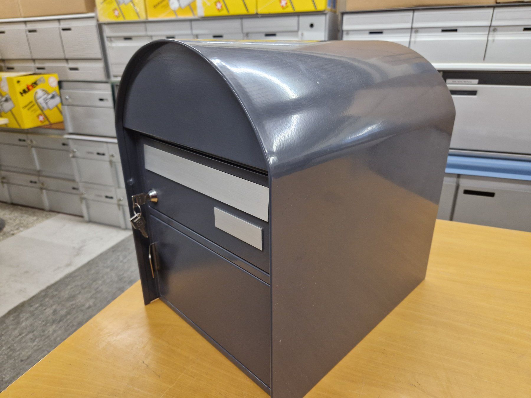 Altro per la casa: Briefkasten ( Huber ) – Usato da Wiler b.Utzenstorf venduto da bamaa-shop 1